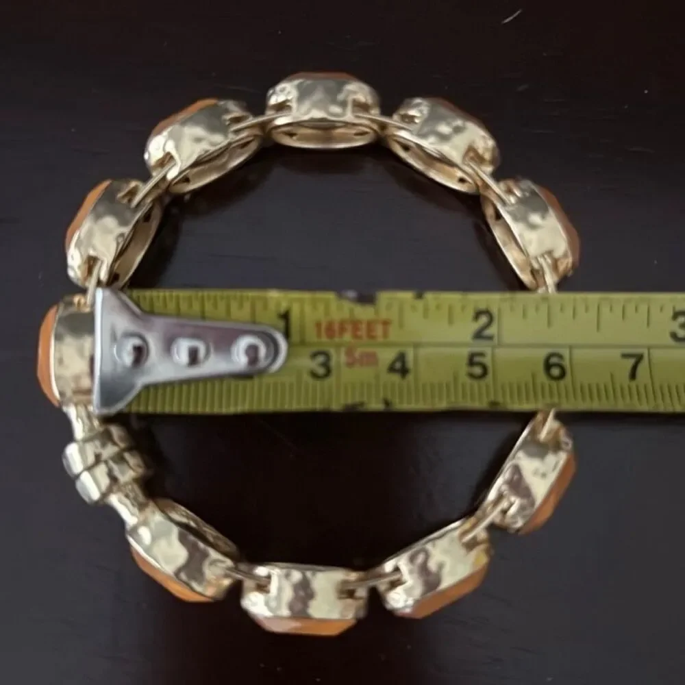 Hammered Gold-Tone Bangle Bracelet with Orange Stones – Unisex Vintage Style